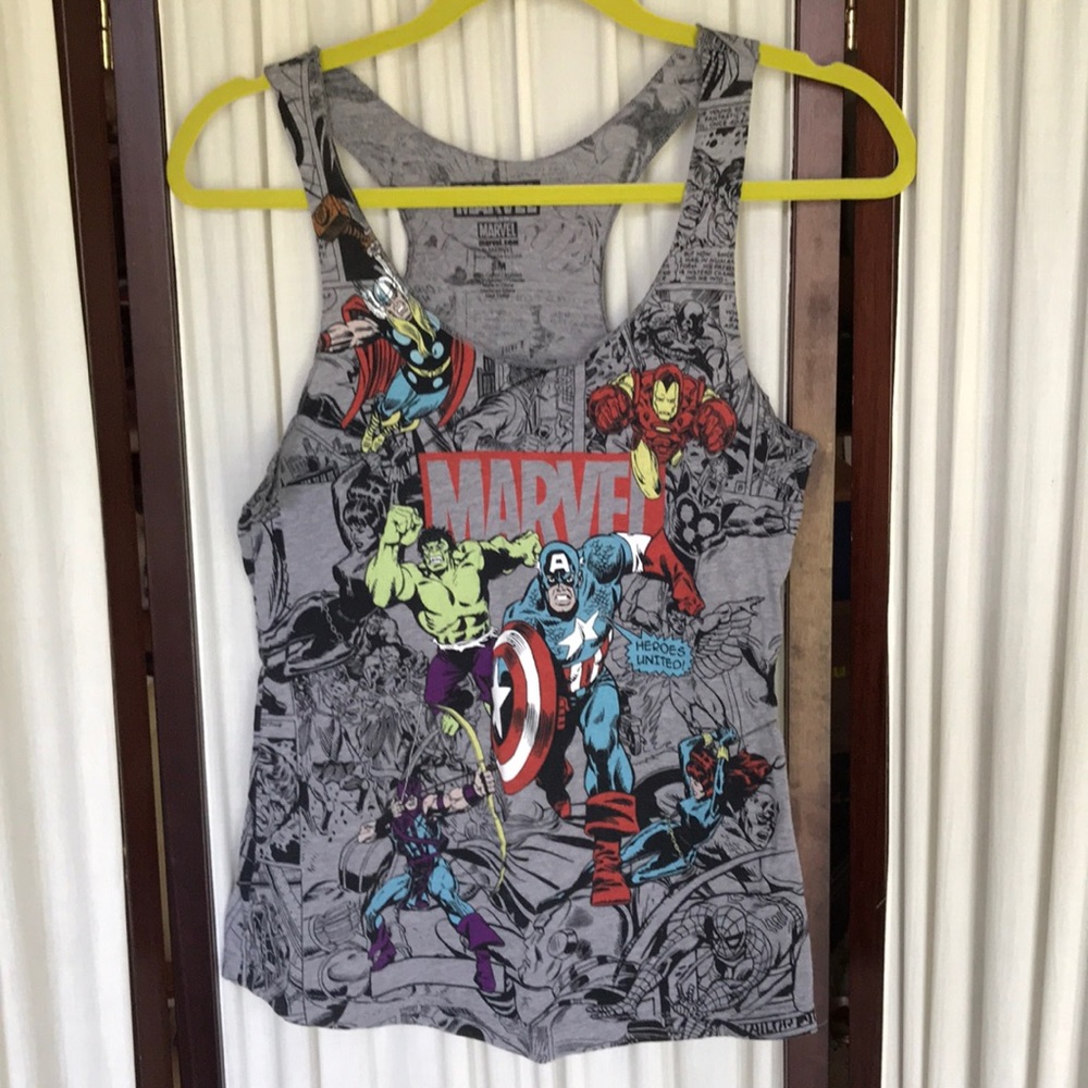 Marvel comics tee top Sz SM